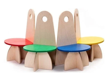 ado Apollo designset met tafel en kinderstoelen in verschillende kleuren