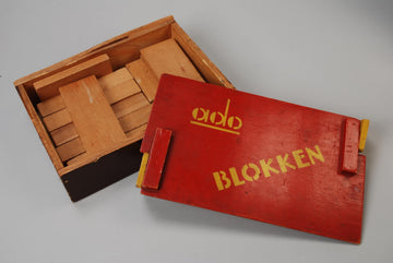 ado blokken No. 652 – historisch houten bouwspeelgoed in originele ado doos